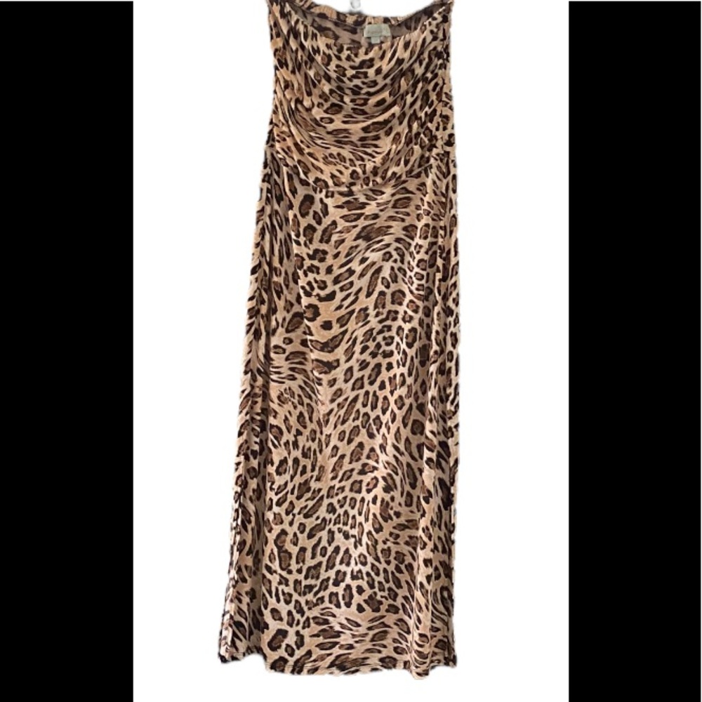 Strapless leopard print Veronica M. dress